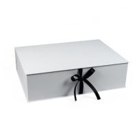 Boîte cadeau pliante à fermeture magnétique blanche haut de gamme avec logo personnalisé, emballage en carton écologique pour vêtements, chaussures, cosmétiques