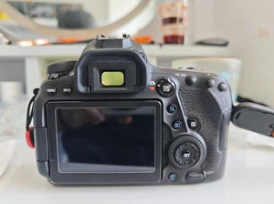 Appareil photo numérique plein format haute performance <span class=keywords><strong>Canon</strong></span> <span class=keywords><strong>6D</strong></span> <span class=keywords><strong>Mark</strong></span> II 26MP <span class=keywords><strong>6D</strong></span> MII - Product Image 3