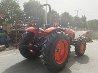 Tracteur Kubota à 4 roues motrices, super promotion 954