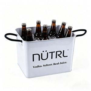 Cubo <span class=keywords><strong>de</strong></span> hielo para vino <span class=keywords><strong>y</strong></span> cerveza <span class=keywords><strong>de</strong></span> 10L, rectangular, <span class=keywords><strong>de</strong></span> estaño galvanizado <span class=keywords><strong>de</strong></span> 0.3mm <span class=keywords><strong>de</strong></span> grosor, con asa <span class=keywords><strong>de</strong></span> cuerda, decorativo, con logotipo personalizado impreso, económico <span class=keywords><strong>y</strong></span> con MOQ bajo. - Product Image 1