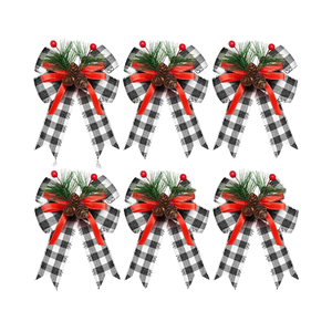 6 pezzi decorazioni natalizie Natale Plaid fiocchi ghirlanda nero nastro bianco pigne aghi per arredamento artigianato all'aperto - Product Image 1
