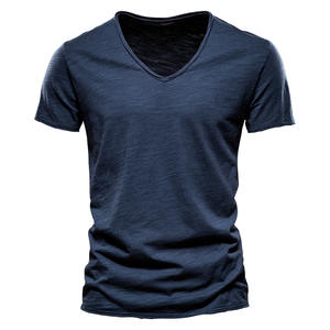 Offre Spéciale T-shirt à manches courtes et col en V pour hommes Nouveaux ensembles de chemises en coton et bambou de couleur unie - Product Image 1