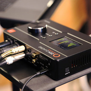 Carte son externe USB professionnelle Antelope Audio Zen Quadro pour streaming et enregistrement en direct - Product Image 1