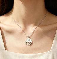 Collier Océanique Anti-ternissement et Étanche, Bijou Lune Croissante, Collier Vague, Collier de Mode