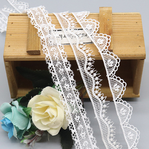 Thiết Kế Thời Trang Tùy Chỉnh Ren 100% Polyester Đầy Màu Sắc Hoa Hình Học Nước Hòa Tan Ren Cho Hàng May Mặc - Product Image 2