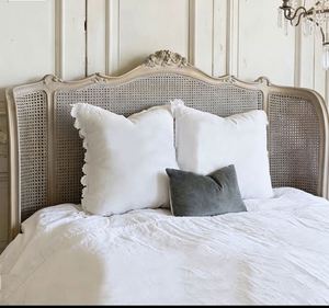 Lit en bois massif de style campagnard français, pour chambres à coucher, disponible en grandes quantités auprès du fabricant - Product Image 4