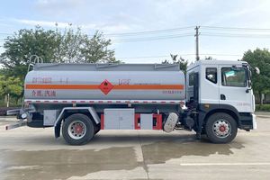 Camión Cisterna de Agua Potable Dongfeng de 9cbm Personalizable, Camión Cisterna de Acero Inoxidable 316, Camión de Transporte de Leche - Product Image 5