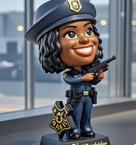 Statuetta Personalizzata Esclusiva di Poliziotto con Testa Oscillante, Design a Molla, Artigianato in Resina Fatto a Mano, Decorazione per Ufficio - Product Image 5