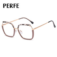 82043 femmes grand cadre plat lunettes Anti-lumière bleue myopie lunettes Internet populaire maquillage mode Ins peut être équipé