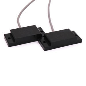 Capteur de niveau capacitif rectangulaire de haute qualité CS50 3 fils, détecteur de proximité capacitif en plastique - Product Image 1