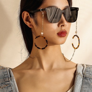 Mling — lunettes de soleil antidérapantes 18k pour femme, lanière de cou avec chaîne en acier inoxydable et acrylique, verres de lecture, nouvelle collection <span class=keywords><strong>2021</strong></span> - Product Image 1