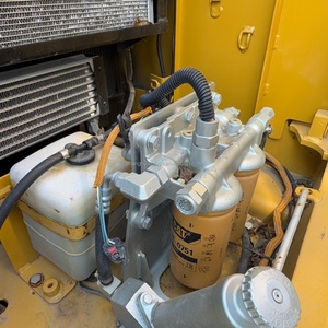 Excavadora Usada en Japón Caterpillar 320D2L en Buen Estado Mecánico, Lista para Trabajar - Product Image 3