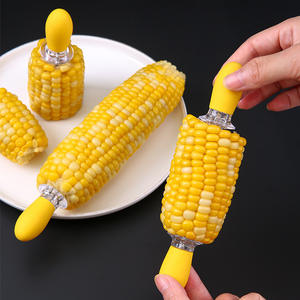 Fourchette à maïs créative en acier inoxydable résistante à la chaleur pour barbecue, camping, patates douces, fruits, utilisation pour bébé - Product Image 2