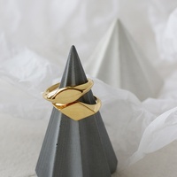 personnaliser l'ensemble de bagues de couples de couples de chevalières vierges remplies d'or 14 k