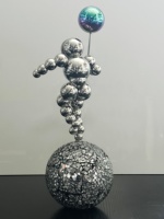 Trofeo de Astronauta con Mapa del Mundo Decorativo Moderno de Diseño Nuevo, de Acero Inoxidable Plateado y Pulido, para Regalo Empresarial