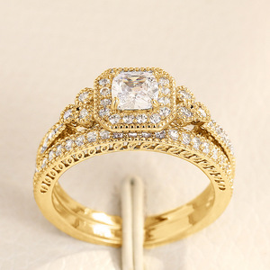 Set di Anelli in Zirconia per Coppie, Elegante Gioiello da Donna per Matrimoni e Feste Serali - Product Image 5