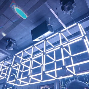 Barra Luminosa LED a Pixel con Controllo DMX per Creazione di Varie Forme - Product Image 3