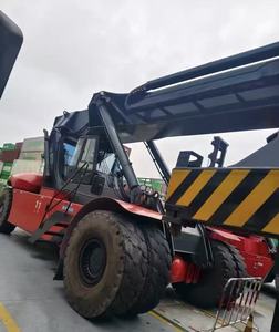 Apilador Retráctil Kalmar Fantuzzi Linde de 45 Toneladas DRF450 Usado en Buenas Condiciones con Caja de Cambios y Motor, Pantalla de Datos en Tiempo Real - Product Image 2