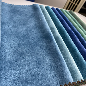 Colle blanche veloutée, gaufrée, couleur blanche - Product Image 1