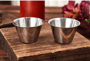 Botella de Vino Portátil de Acero Inoxidable, Cilíndrica, con Funda de Cuero Marrón, para Exteriores, 7 oz. Recipiente Grande con Aislamiento al Vacío, Ecológico y a Prueba de Fugas - Product Image 3