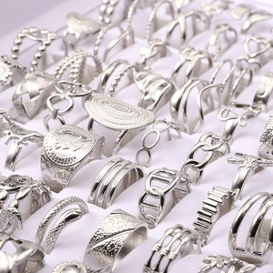 2024 hợp thời trang thép không gỉ Vòng Vàng Thiết kế đơn giản cho cô gái có thể điều chỉnh mở cho engagement party và kỷ niệm - Product Image 3