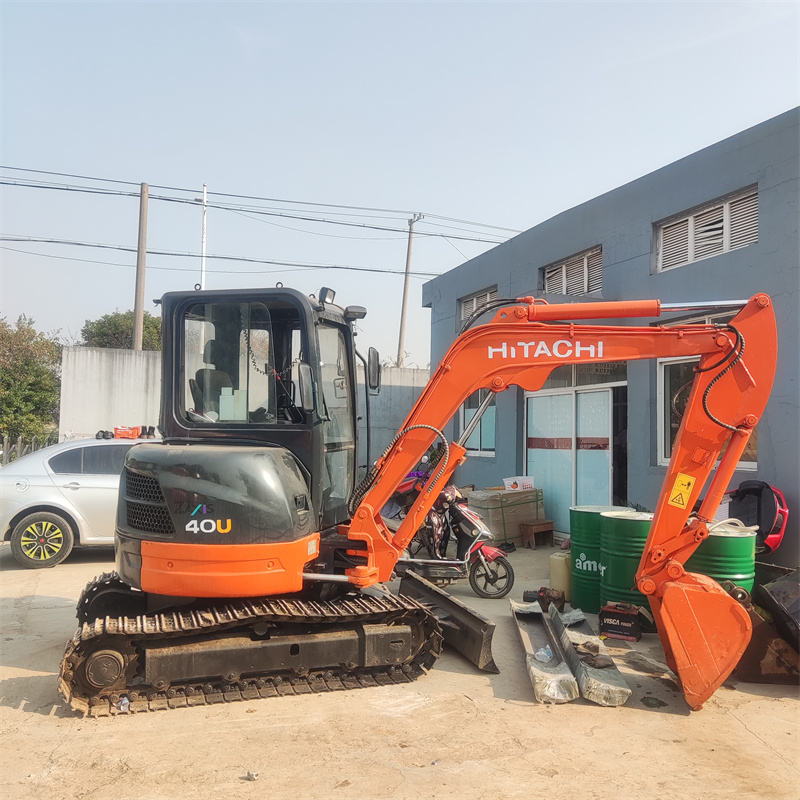 Hitachi ZX30 Mini Excavator - Durable & Efficient Digging