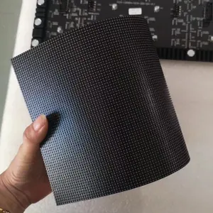 Fabbrica di Shenzhen curvo display a led modulo led flessibile pannello P2 pieno morbida di colore ha condotto il modulo di visualizzazione dello schermo