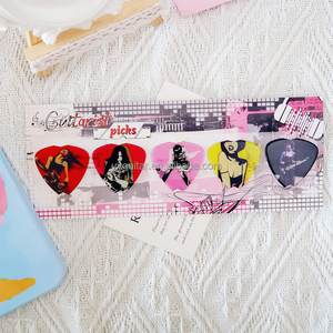 Yeni Ürün Stokta Renkli Baskılı Çift Taraflı Üçgen Bas Gitar Penaları Kişiselleştirilmiş Caz Penaları Logolu Özel Selüloit - Product Image 6