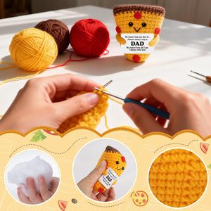 Pizza all'uncinetto fatta a mano, regalo per la Festa del Papà, decorazione artigianale in lana - Product Image 3