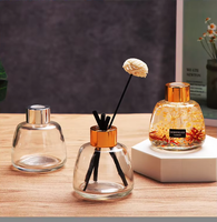 Ensemble de diffuseurs de parfum en verre décoratifs uniques et luxueux en gros avec bâtonnets et boîte cadeau