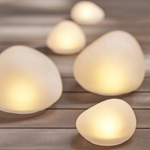 Offre spéciale Lumière solaire en pierre de verre à LED pour jardin extérieur alimentée <span class=keywords><strong>par</strong></span> l'énergie solaire pour l'éclairage du jardin - Product Image 1