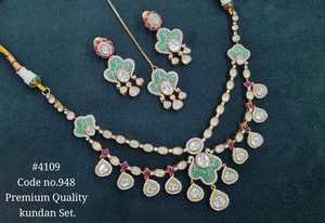 Collier élégant en Kundan, design 04109, bijoux ethniques traditionnels pour mariage, fête et tenue de mariée - Product Image 3