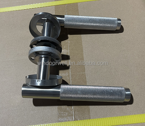 Poignées de porte modernes dorées robustes avec boutons pour chambre, salle de bain ou hôtel - Product Image 3