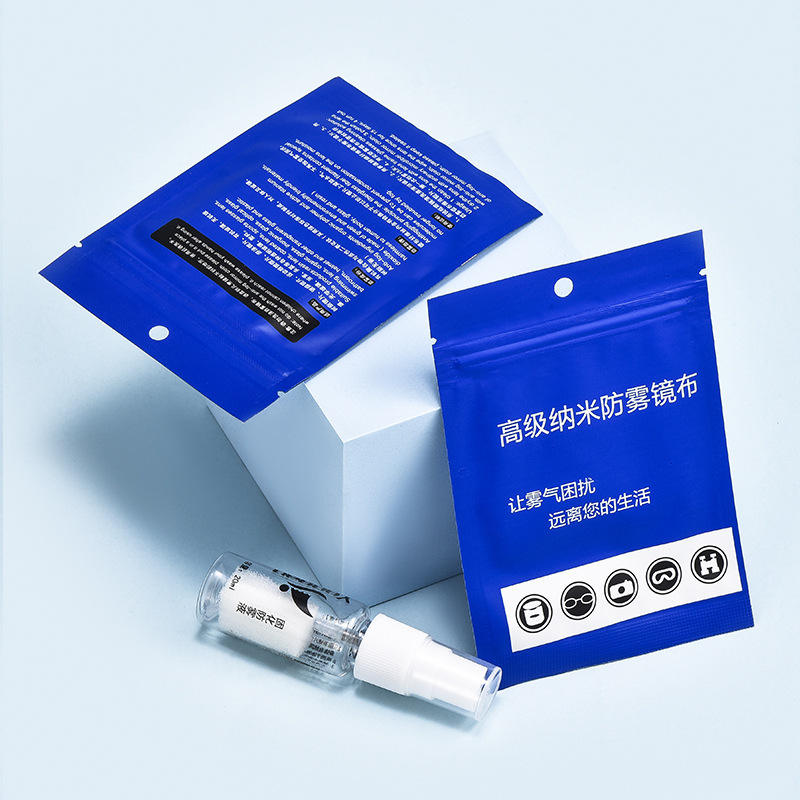 Liquide antibuée avec revêtement antibuée solide (1 feuille par flacon)