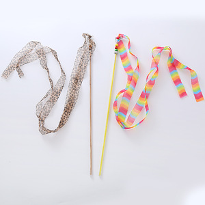 Commercio all'ingrosso di qualità personalizzato di lusso doppio lato nastro arcobaleno leopardo presa in giro bastone interattivo per animali domestici cani e gatti - Product Image 4