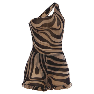 Conjunto de Verano 2026: Novedad, Top Sexy con Cuello en V Asimétrico y Hombro Descubierto con Bordado, y Shorts con Volantes y Dobladillo Acampanado para Mujer |   <span class=keywords><strong>Dos</strong></span> - Product Image 2