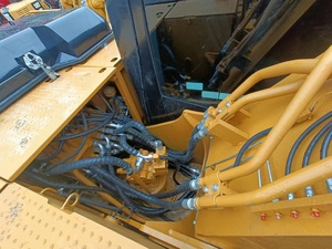 Excavadora de cadenas CAT 313D2L de 12 toneladas con cazo de excavación, modelo usado, precio bajo, buen rendimiento, 1 año de garantía. - Product Image 2
