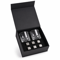 Ensemble de verres à whisky en gros avec 2 verres et 6 pierres réfrigérantes dans une boîte cadeau noire, gravure laser possible, pour les grossistes en articles de bar