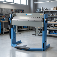 Plieuse manuelle FERVI pour tôles avec angle de 135°, 1020 mm max, 334 kg, P008/102