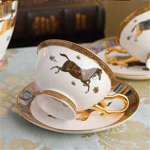 Exquisito Juego de Vajilla de Porcelana de 58 Piezas con Diseño de Cuatro Caballos de Guerra, Lujoso, Estilo Europeo, de Alta Calidad, Accesorios de Cocina - Product Image 6