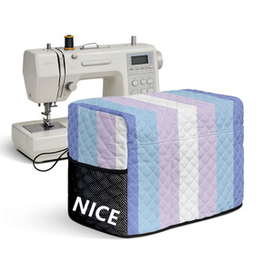 Housse de machine à coudre matelassée personnalisée à thème arc-en-ciel gay, protection anti-poussière pour équipement de couture domestique - Product Image 1