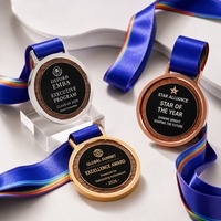 Médaille de récompense personnalisée en bois de noyer massif et métal avec ruban pour les places 1ère, 2ème et 3ème et la reconnaissance d'entreprise