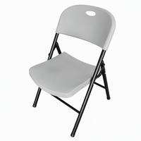 Vente directe d'usine de chaises pliantes portables en HDPE pour la formation et le bureau. Convient aux écoles, aux activités de plein air, aux bureaux et à un usage domestique.
