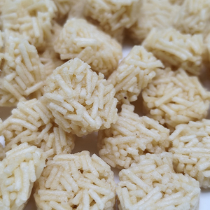 Vendita all'Ingrosso di Confezioni Intere di Noodles Croccanti, Palline di Ramen, Snack Casual da Ufficio, Palline di Ramen Secche - Product Image 2