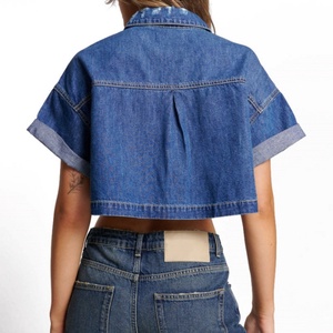 Chemise en jean courte personnalisée avec logo OEM pour femme, coupe oversize, style western - Product Image 2