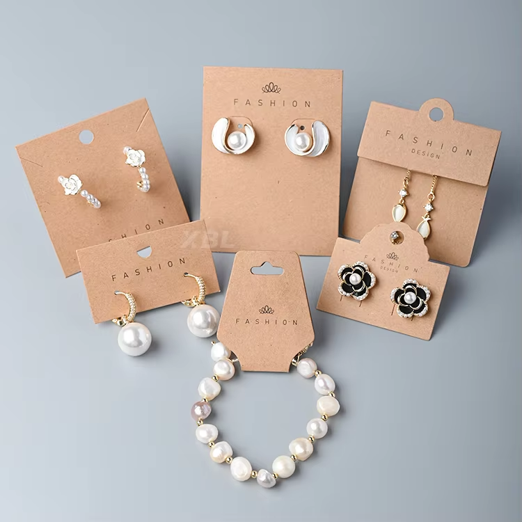 กระดาษคราฟท์สีน้ำตาล