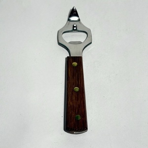 Juego de Servicio de <span class=keywords><strong>Queso</strong></span> Vintage Estilo Granja Antigua con Cortador, Rallador, Abrebotellas <span class=keywords><strong>y</strong></span> Cuchillo para Charcutería, Rallador de <span class=keywords><strong>Queso</strong></span> Giratorio - Product Image 3