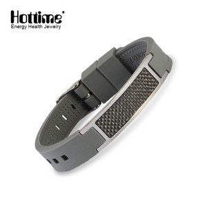 Hottime Classic 4 en 1 Bracelets et packs de bracelets en silicone plaqués argent à énergie positive, unisexe, vente en gros - Product Image 1