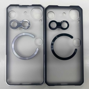 Funda Magnética Híbrida con Marco Metálico para Nothing Phone 3 5G, Parte Trasera Transparente Esmerilada de PC, Resistente a Impactos - Product Image 2