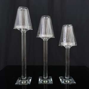 Offre Spéciale – Ensemble de 3 Chandeliers en Cristal Poli à la <span class=keywords><strong>Main</strong></span> avec Abat-jour en Verre pour Centre de Table de Mariage - Product Image 1